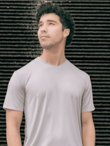 Polera de Bambú Ultra Suave (Cuello V)